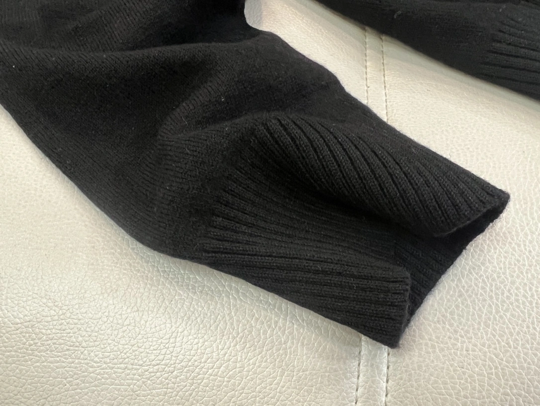 &wg.luxury- 2023 wool 2Colour item:C-F208K0337-2